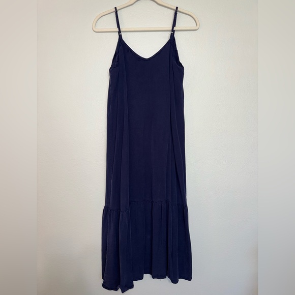 Mododoc Los Angeles Tiered Cami Midi Dress in Navy - Picture 1 of 7